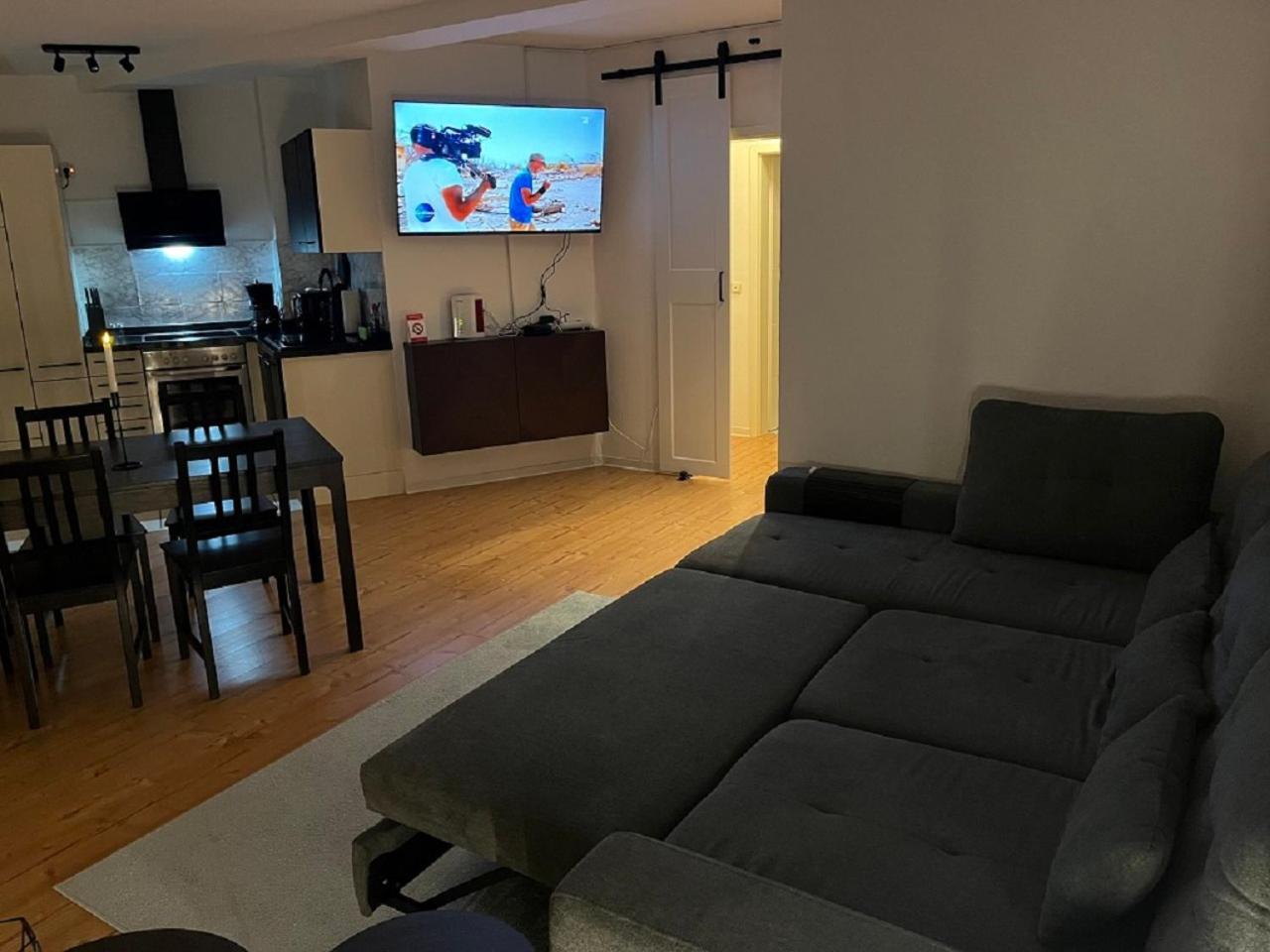 Ferienwohnung Am Knoops Park Бремен Экстерьер фото